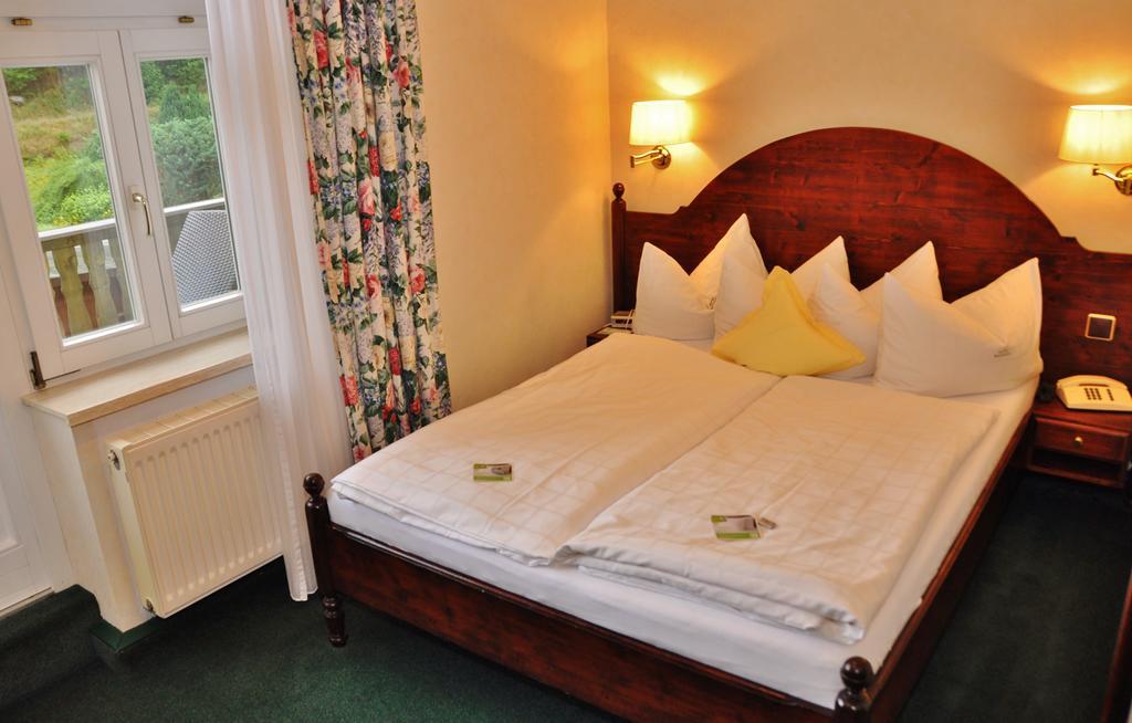 Flair-Hotel Waldfrieden Oberweißbach Zewnętrze zdjęcie