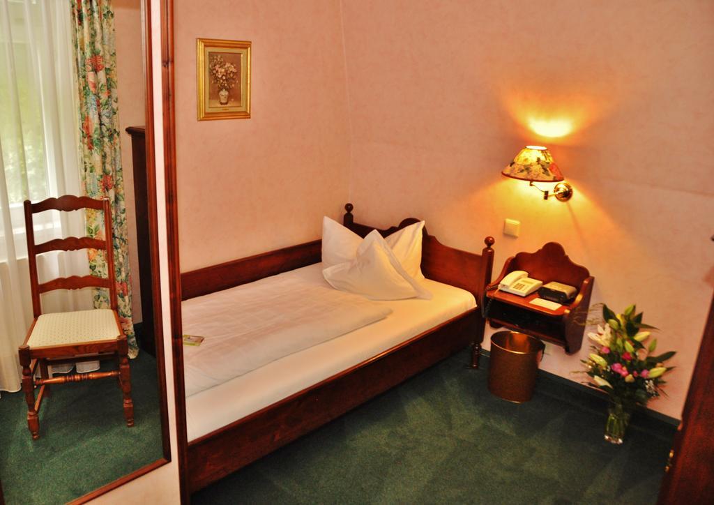 Flair-Hotel Waldfrieden Oberweißbach Zewnętrze zdjęcie