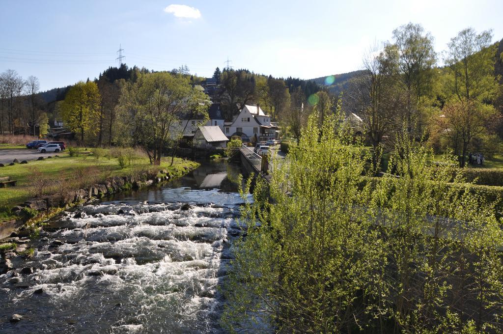Flair-Hotel Waldfrieden Oberweißbach Zewnętrze zdjęcie