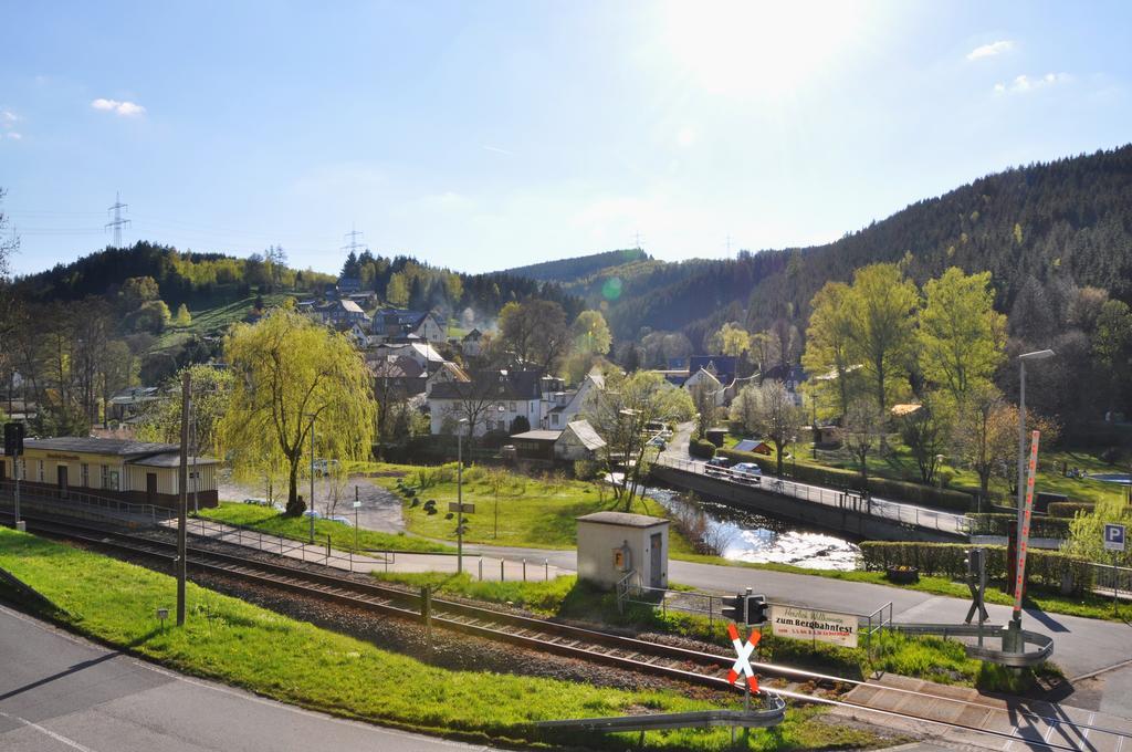 Flair-Hotel Waldfrieden Oberweißbach Zewnętrze zdjęcie