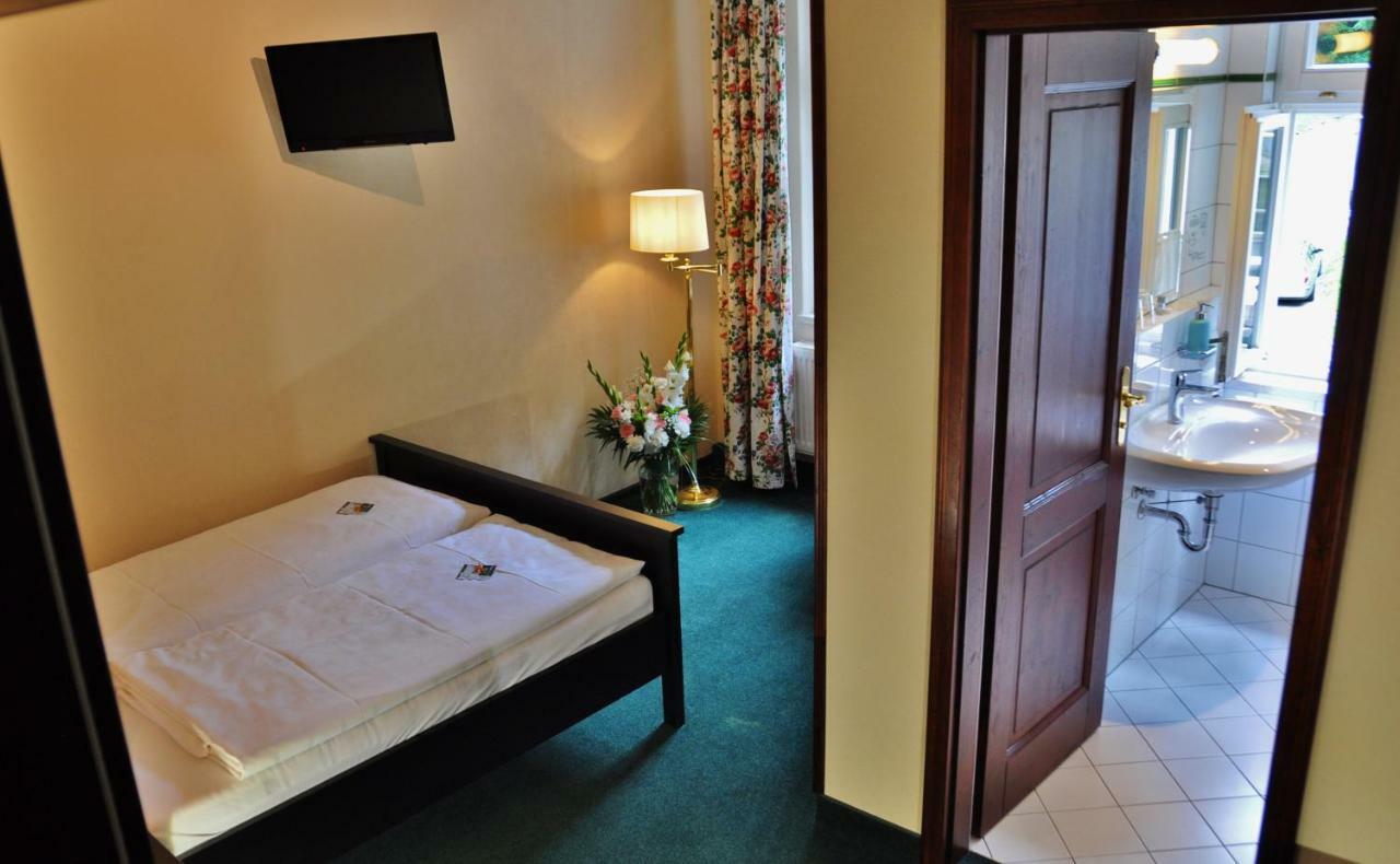 Flair-Hotel Waldfrieden Oberweißbach Zewnętrze zdjęcie