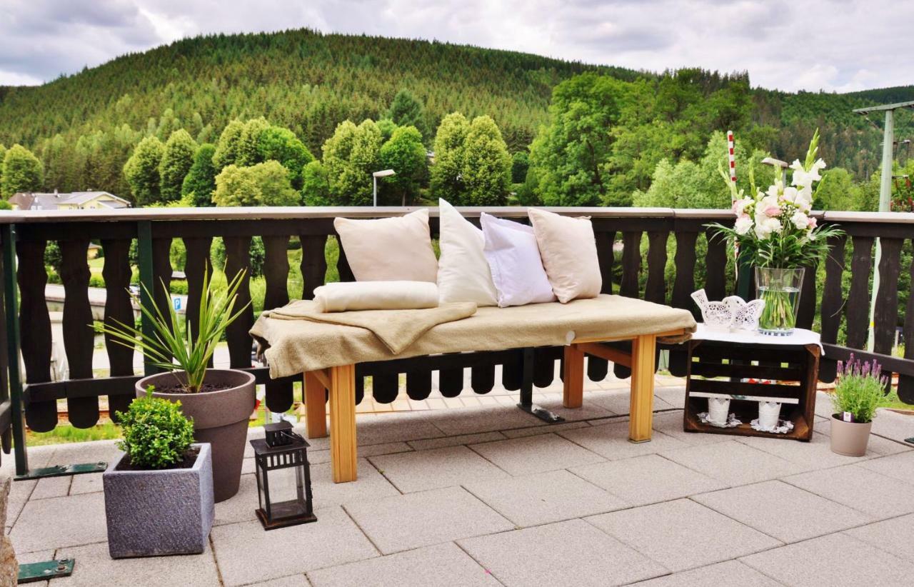 Flair-Hotel Waldfrieden Oberweißbach Zewnętrze zdjęcie