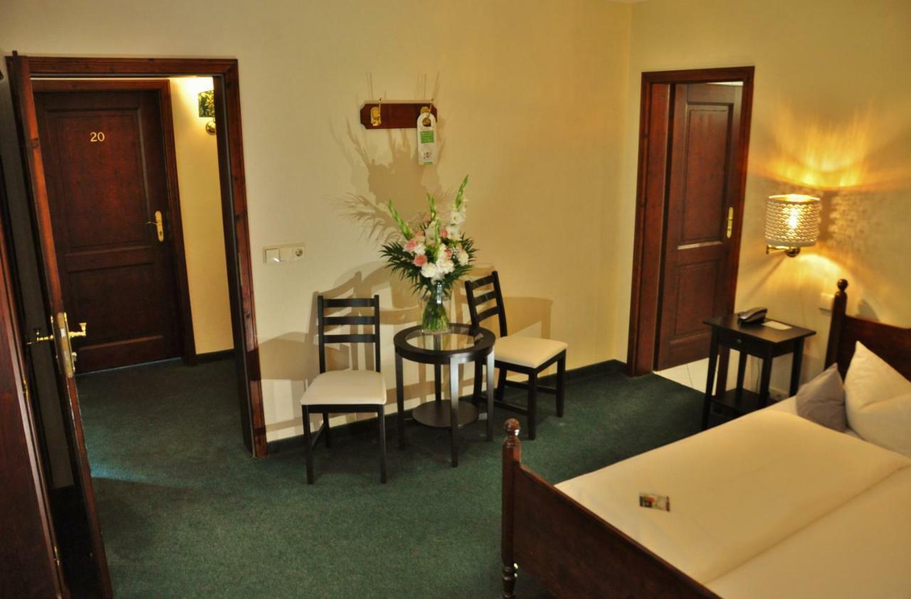 Flair-Hotel Waldfrieden Oberweißbach Zewnętrze zdjęcie