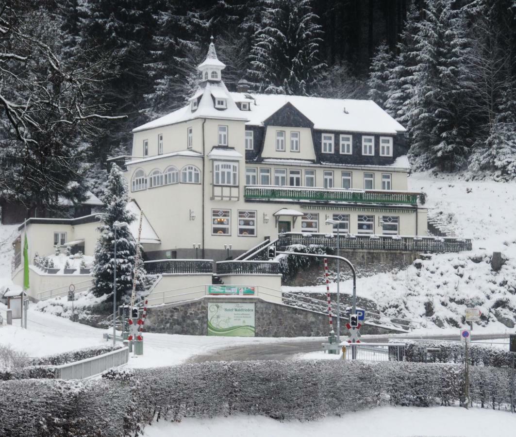 Flair-Hotel Waldfrieden Oberweißbach Zewnętrze zdjęcie